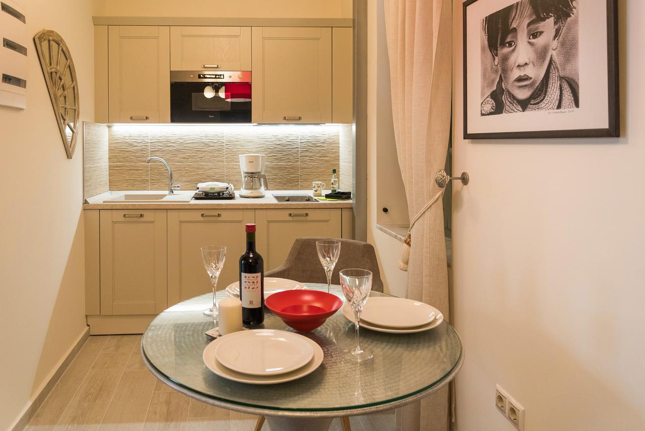 Faces Art Suites Rhodes City Екстериор снимка