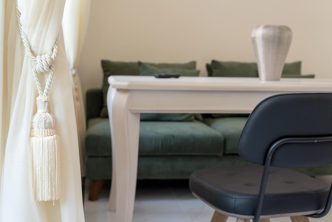 Faces Art Suites Rhodes City Екстериор снимка